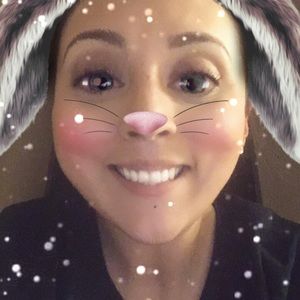 Meet your Posher, Leslie